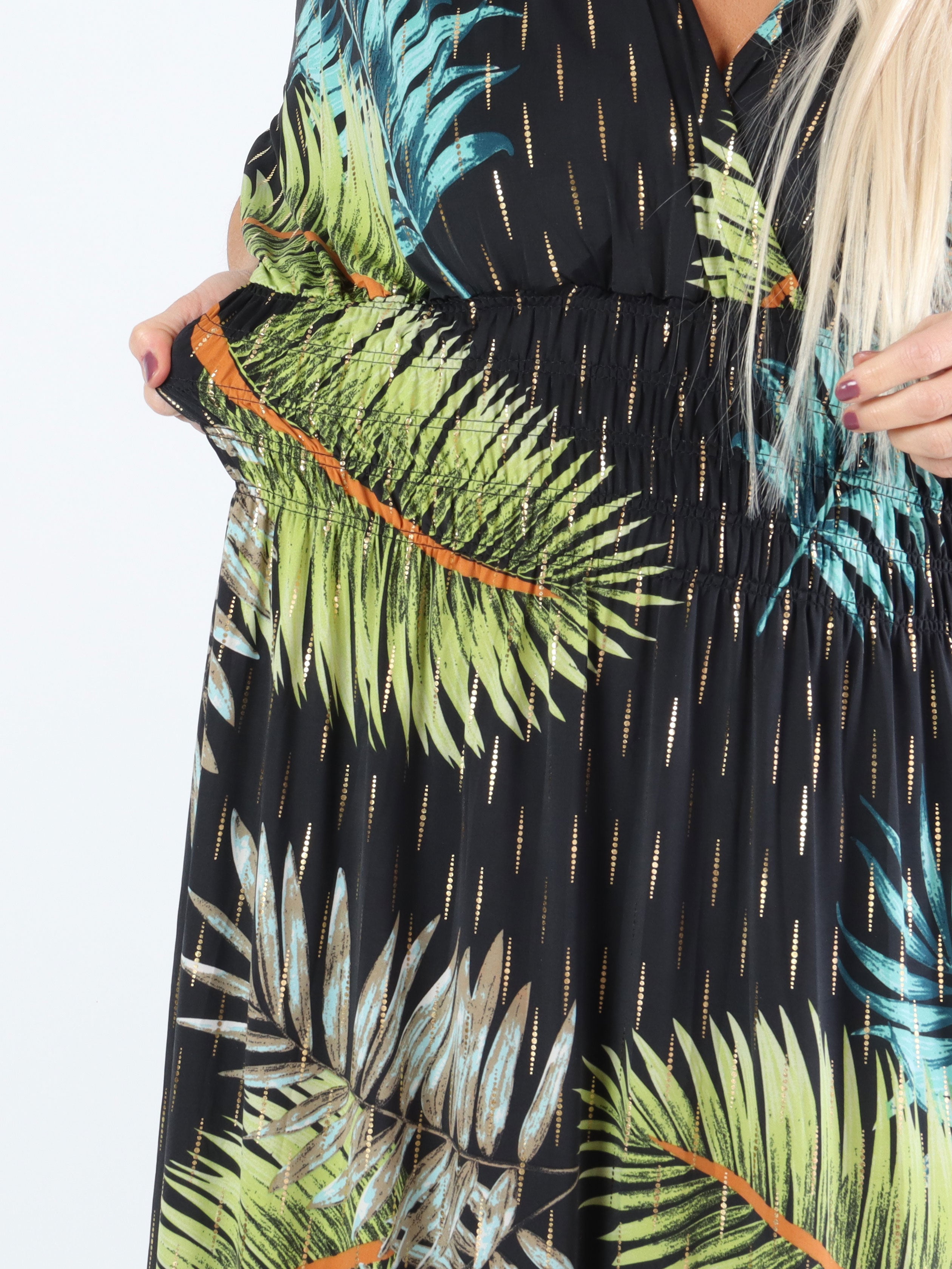 Pams Palm - Lang elastisk plus size kjole i krølfrit stof